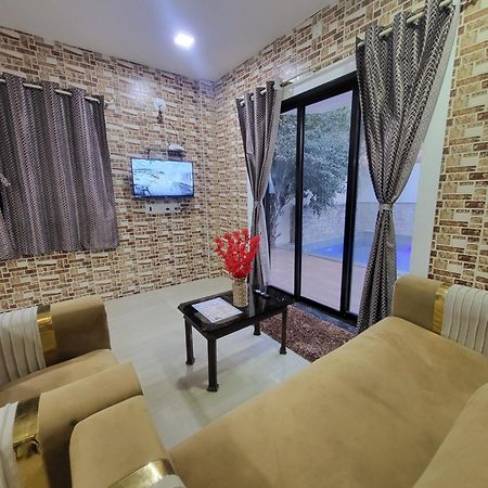 The Perfect Stays Para Disco Big Pool Cricket Turf Villa Lonavala Dış mekan fotoğraf