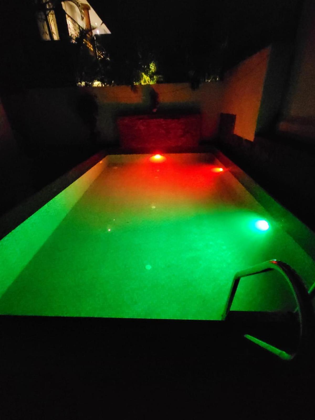The Perfect Stays Para Disco Big Pool Cricket Turf Villa Lonavala Dış mekan fotoğraf
