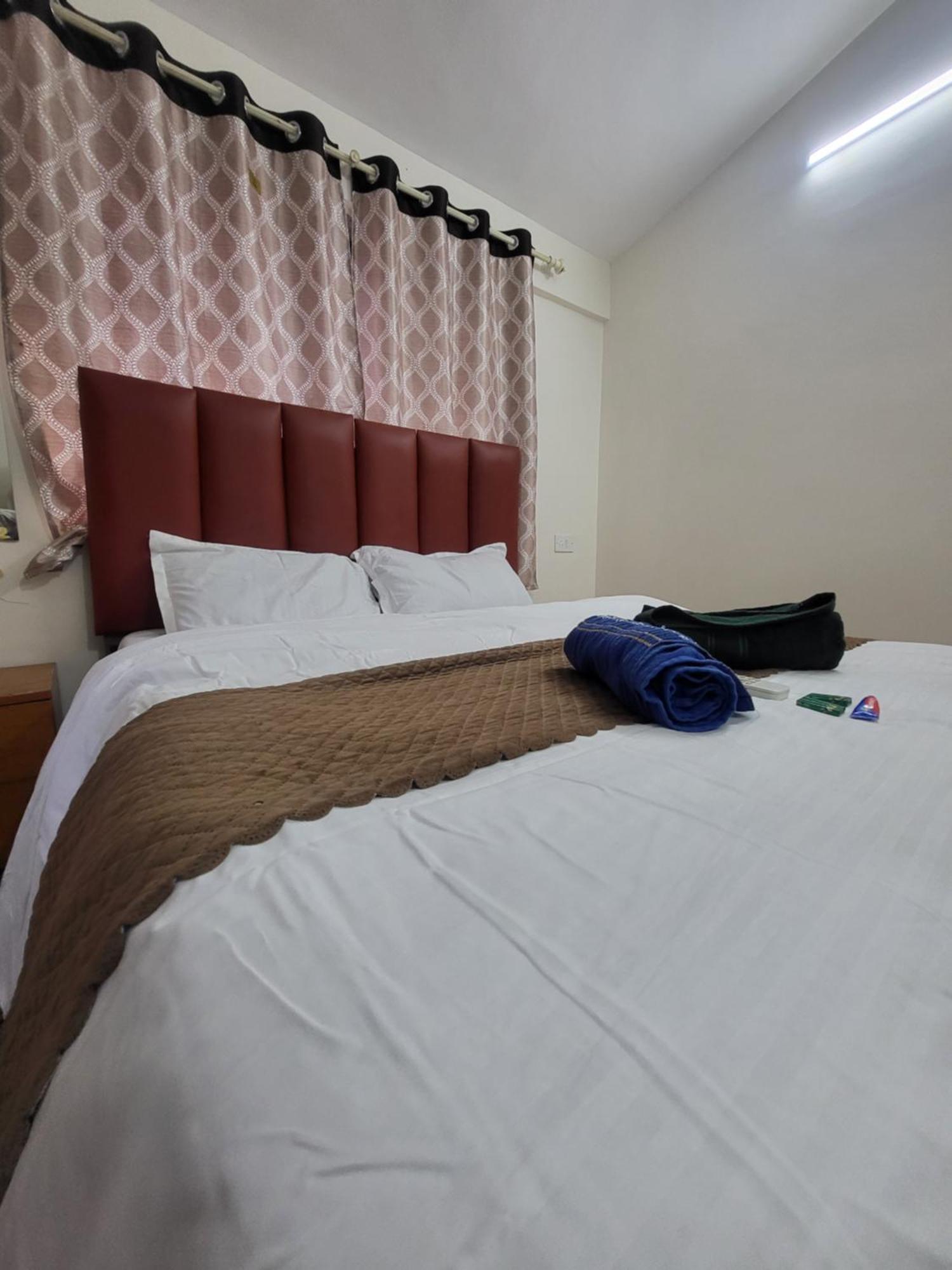The Perfect Stays Para Disco Big Pool Cricket Turf Villa Lonavala Dış mekan fotoğraf