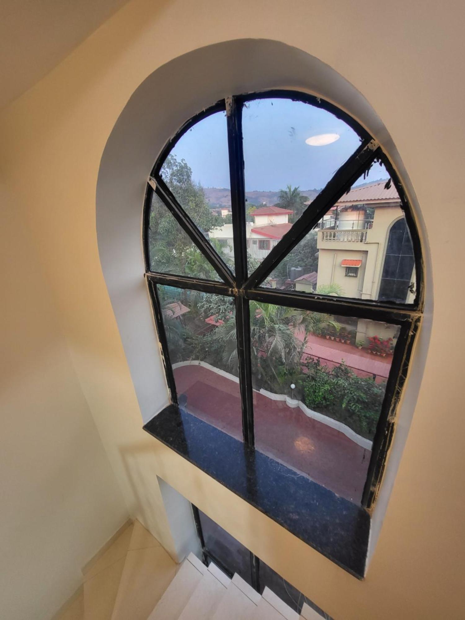 The Perfect Stays Para Disco Big Pool Cricket Turf Villa Lonavala Dış mekan fotoğraf