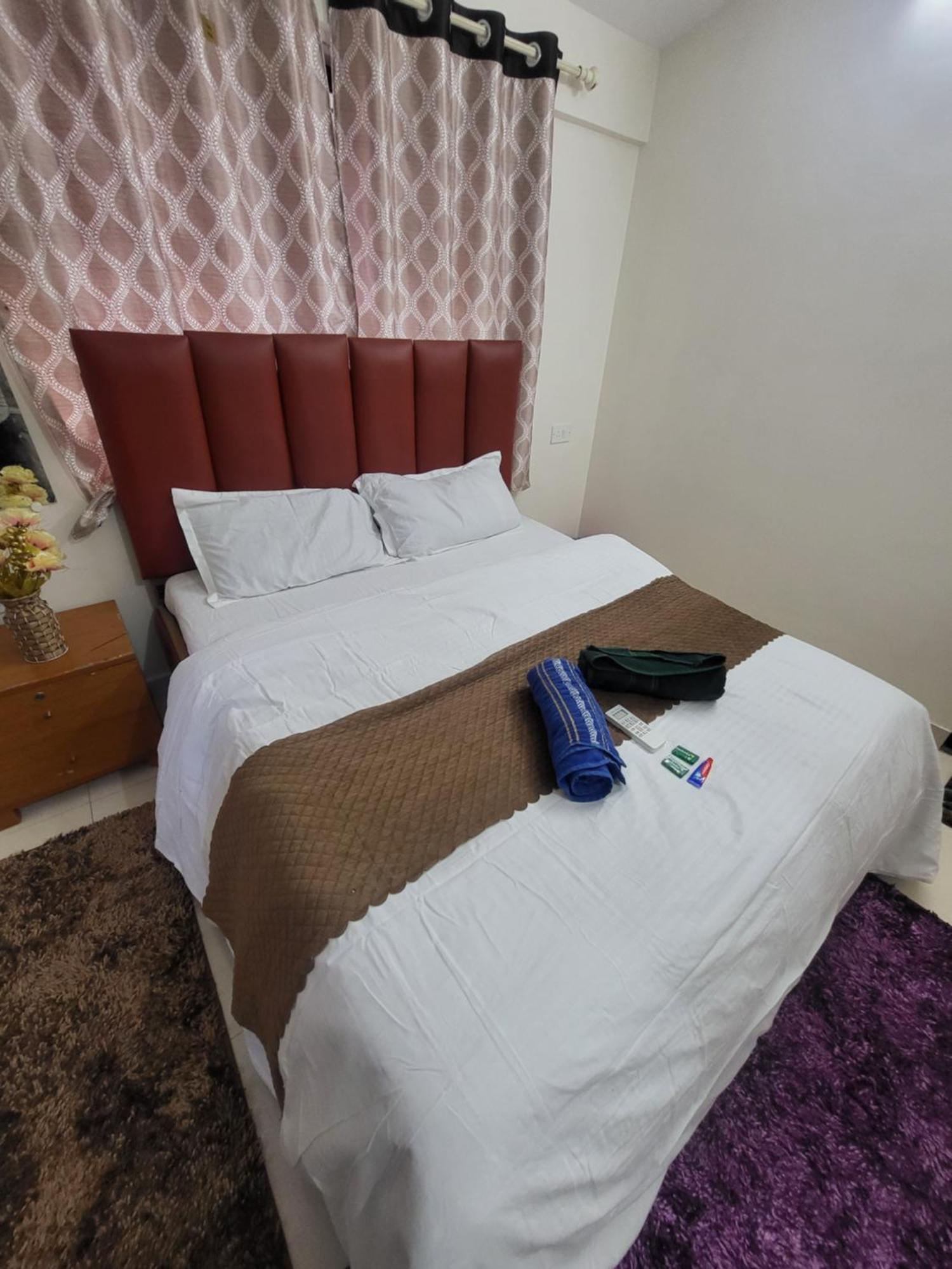 The Perfect Stays Para Disco Big Pool Cricket Turf Villa Lonavala Dış mekan fotoğraf