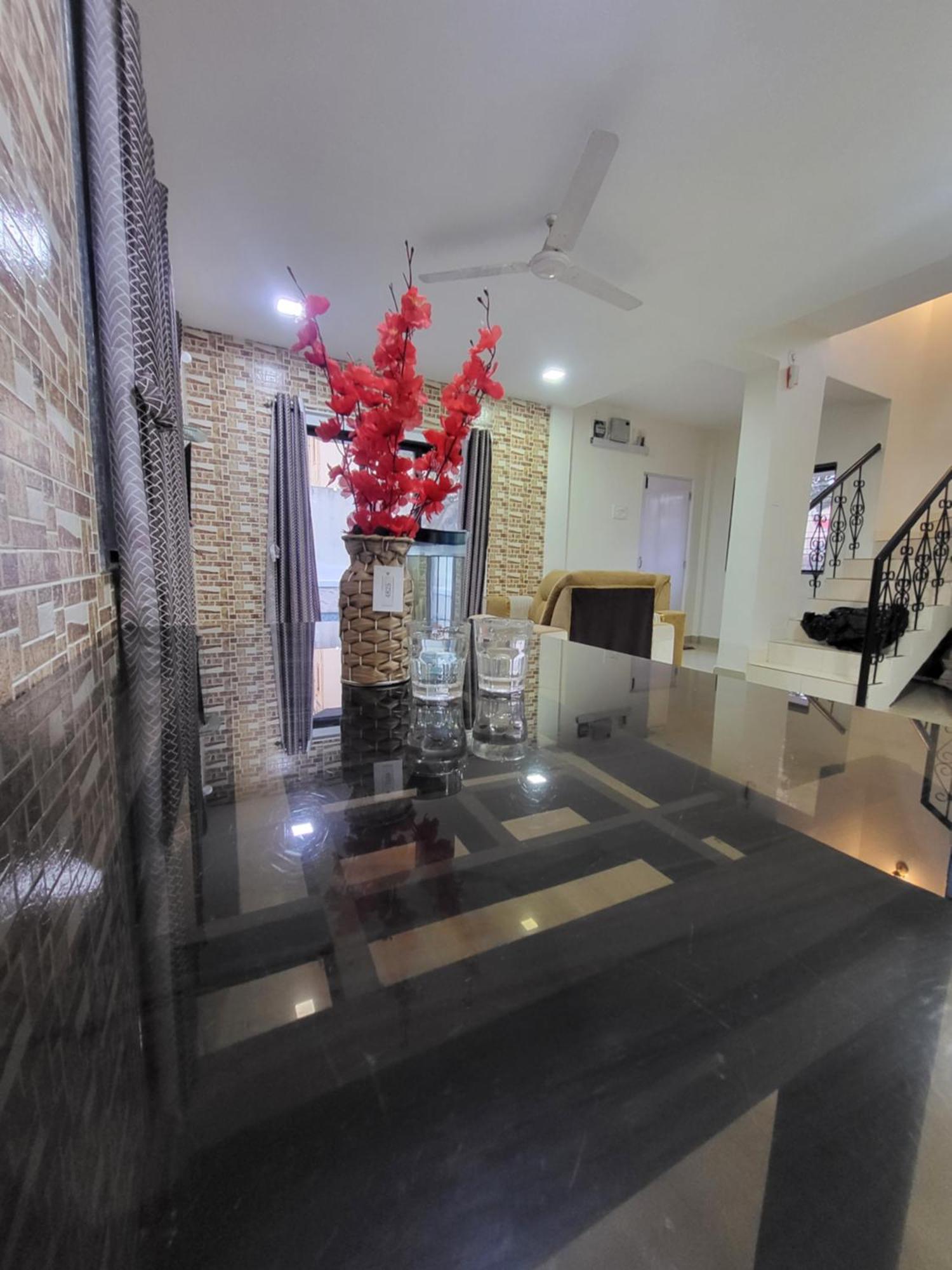 The Perfect Stays Para Disco Big Pool Cricket Turf Villa Lonavala Dış mekan fotoğraf